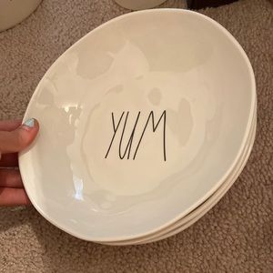 Rae Dunn bowl set